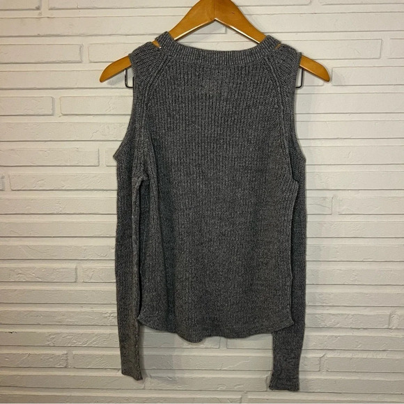 Hollister Gray Cold Shoulder Cotton Sweater, Women’s Size Extra Small - Picture 4 of 7